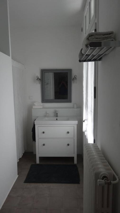Chambre Cote Jardin Nimes Exterior photo