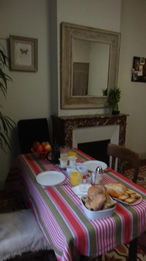 Chambre Cote Jardin Nimes Exterior photo